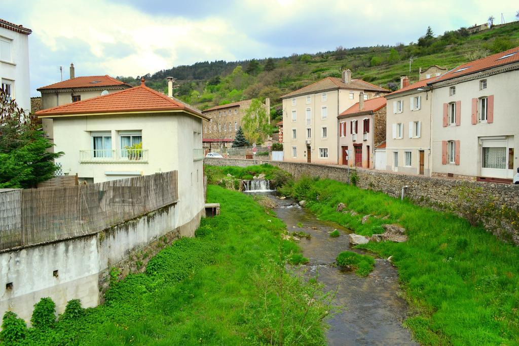 Apartmán La Mezzanine Satillieu Exteriér fotografie